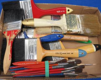 Lot 220. Paint brushes in excellent condition
