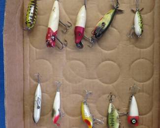 Lot 241. Ten vintage baits