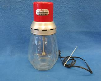 Lot 306. Dazey Model 4 electric churn in good working condition.