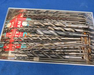 Lot 40. Drill bits