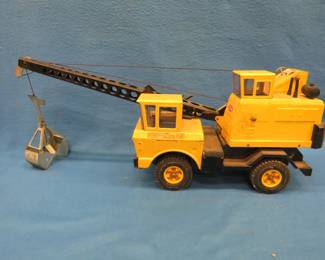 Lot 157. Tonka metal crane.&nbsp; Appears to be complete and original.