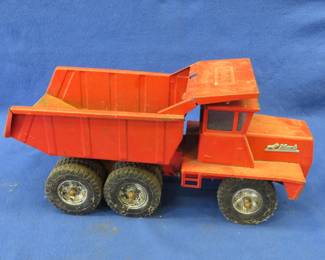 Lot 46. Vintage Buddy L Mack dump truck with a working hydraulic bed lift