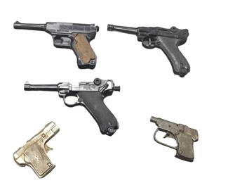 Various toy guns