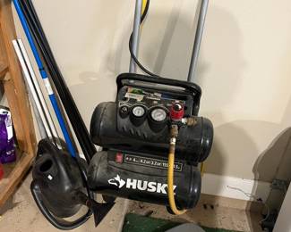 Husky portable rolling compressor