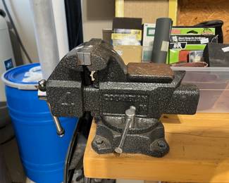 bench vice