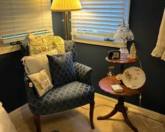 Sitting Chair with 2 Tier Table