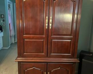 Entertainment Cabinet/Armoire