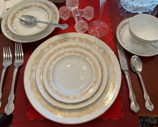 Wentworth China and Wallace Stainless Flatware
