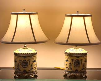 (2) Decorative Table Lamps