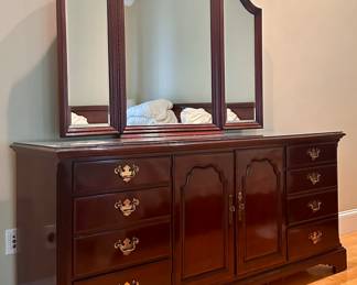 Drexel Heritage Dresser & Mirror