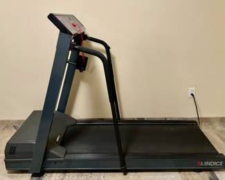 Landice 8700 Sprint Treadmill