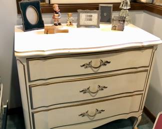 Thomasville French Provincial 3-drawer chest (32"H, 19.5"D, 29"H) - with picture frames