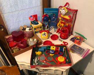 Toys incl. Mattel jack-in-the-box