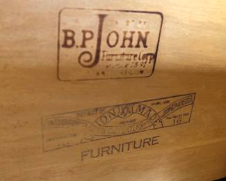 Mark on side of drawer