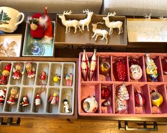 Vintage Xmas ornaments, Spode Xmas tree cup