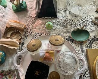 Vintage Ebeling Reuss Erphila Trinket Pin Dish. Vintage vanity boxes