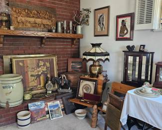 Welcome to Our Sweet Treasure's Estate Sale. MORE PICTURES COMING - Bedrooms & Jewelry 