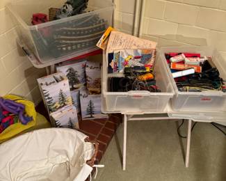 Vintage trains, Bachmann. Cool boxed trees by Schleigh