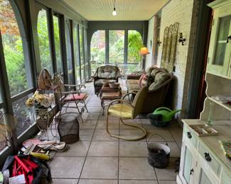 Screened-in porch