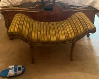 Curule bench, settee 