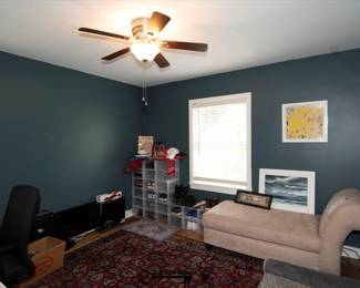 220Main Level Office