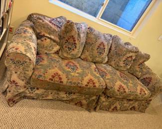 Vintage Style Floral Patterned Sofa w/ Rolled Armrests & Skirted Base	