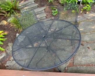 Vintage Metal Patio Dining Table w/ 6 Lounge Bouncy Chairs	