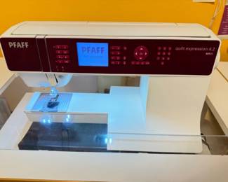 Pfaff Quilt Expression 4.2 Sewing Machine	