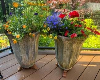 20'' Stone Planter w/ Fluted Design	