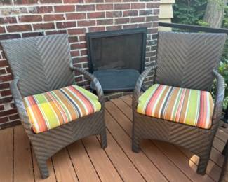 Ebel Patio Set: Wicker Chairs (2) & Metal Accent Table - Set#1