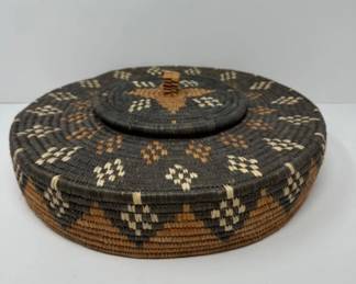African Zulu Inspired Handwoven Basket w/ Lid	