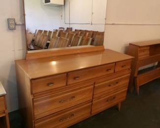 MCM Dresser w/ Mirror 