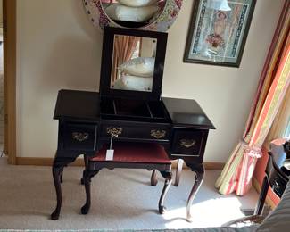 Ethan Allen Vanity with Mirror