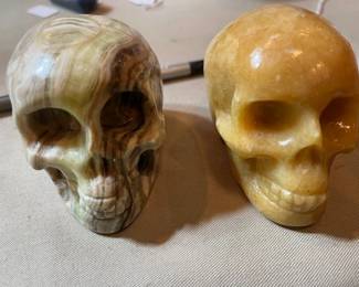 Network Jasper on the left, yellow calcite on the right