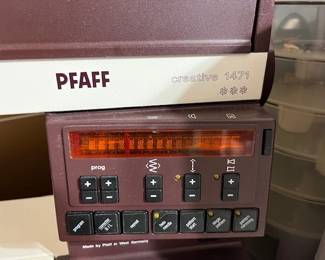 PFAFF creative 1471 sewing machine panel