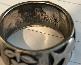 Rare retired James Avery Dove and floral ring sterling silver