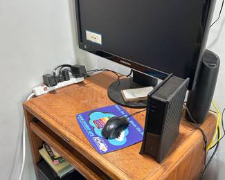 Desktop computer with desk