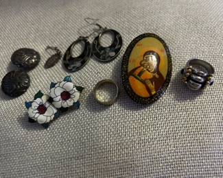 Jewelry (some sterling silver)