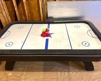 Air Hockey Table
