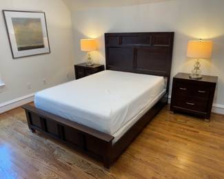 Standard Furniture Queen Bed & 2 Drawer End Tables (26"W x 16"D x 28"H / pair)