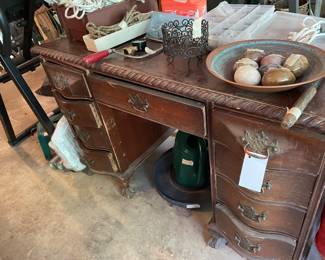 vintage desk needs TLC
