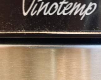 Vino-Temp 24 Inch Dual Zone Wine and Beverage Cooler. Top Condition.