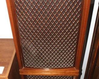 Pair Sansui SP-2500 3-way speakers. BUY IT NOW! $120.00 pr.