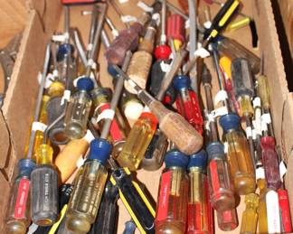 Various screw drivers.