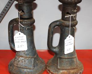 Vintage 3" screw jack stands.