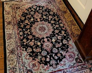 3x7 ft hand woven Perian style rug