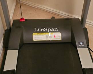 LifeSpan TR4000i treadmill