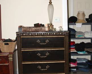 5-drawer chest of drawers