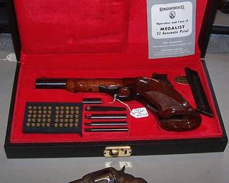 1967 Browning Medalist .22 - mint, 1897 H & R "The American" 38