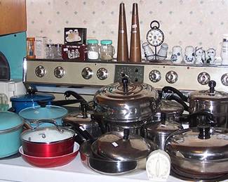 Cookware including turquoise West Bend aluminum pans